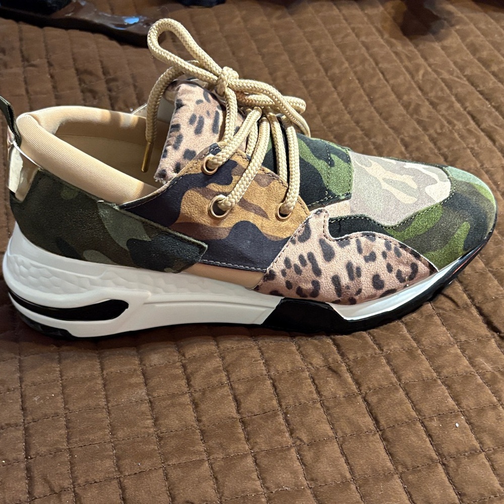 Steve Madden Multicolor Camouflage Sneakers